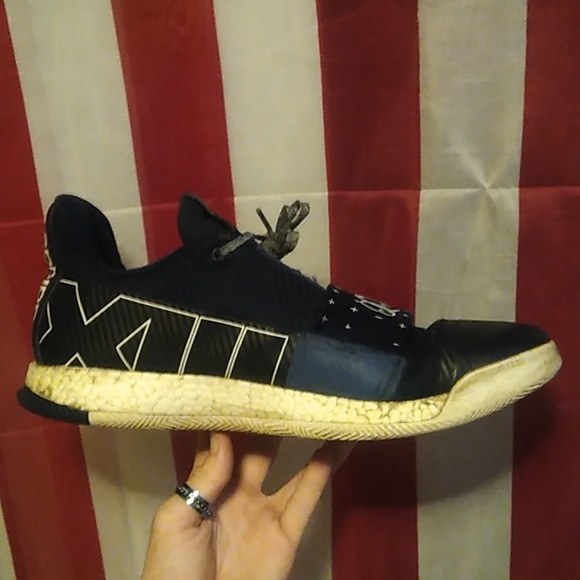 Harden Vol 3 Lucky - Picture 5 of 6